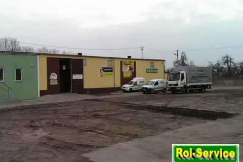 Siedziba w Rychwale - budynek od frontu
